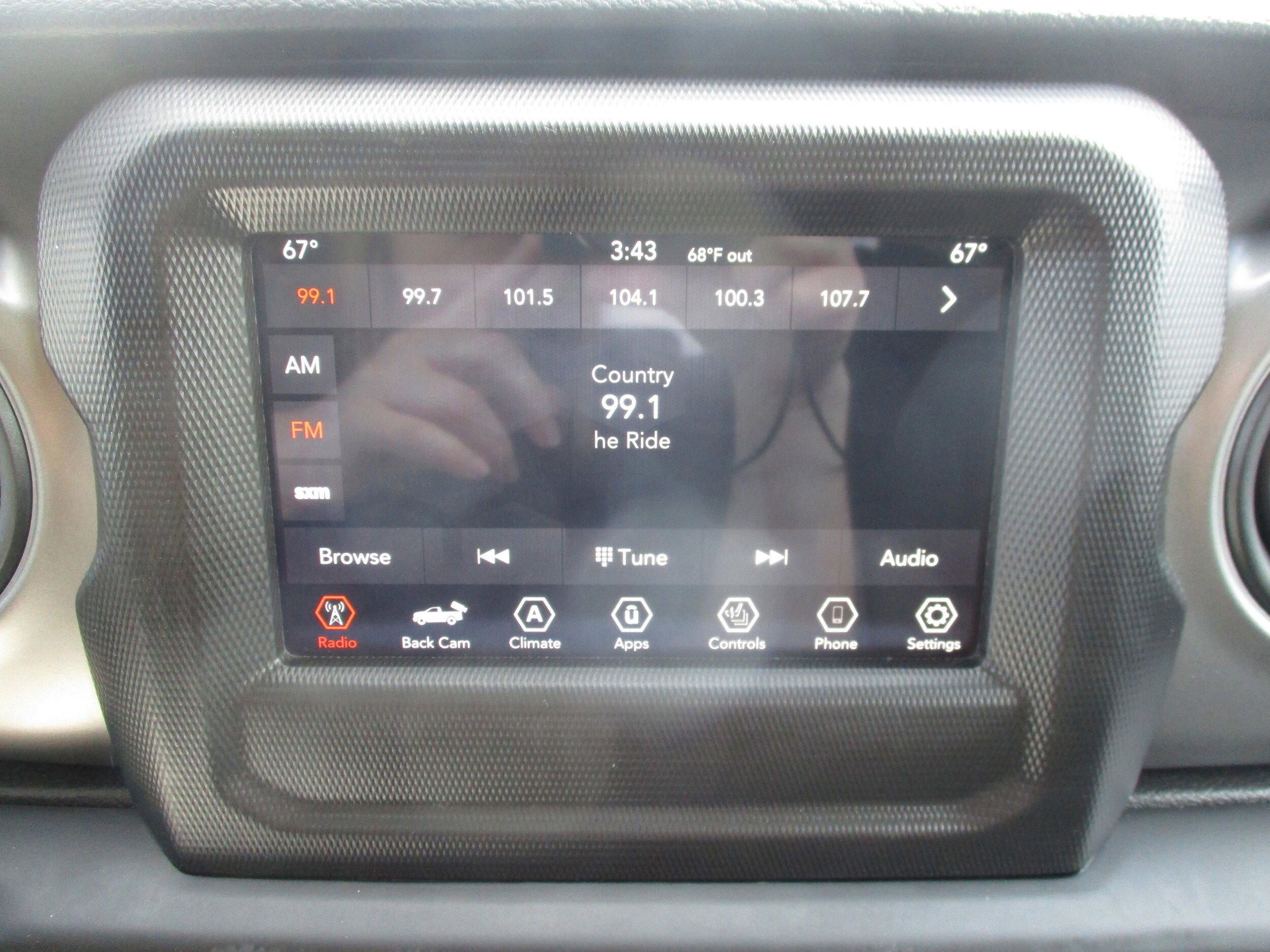 Used 2022 Jeep Gladiator Sport AWD/4WD image 21