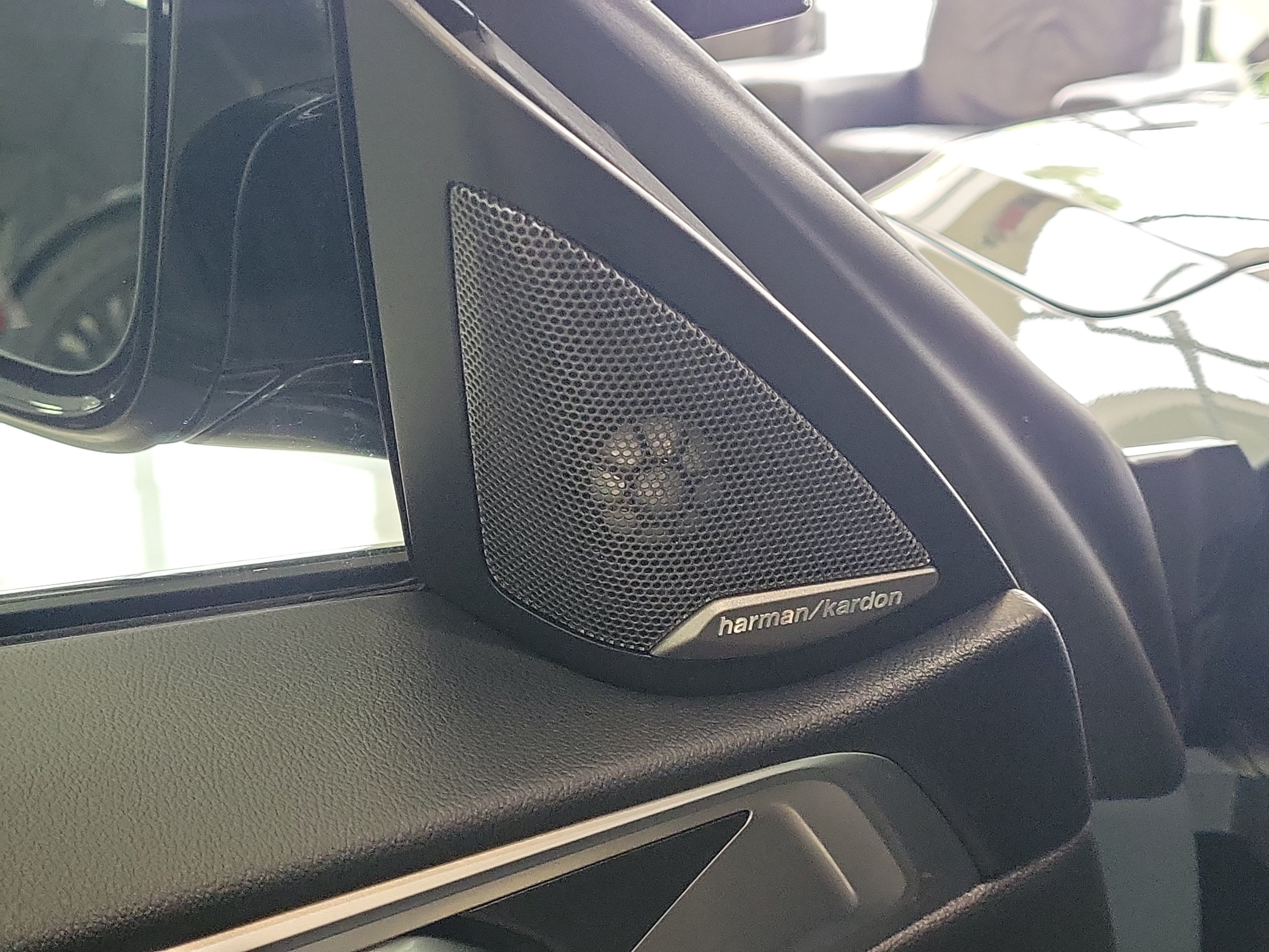 Used 2026 BMW M440i Coupe RWD image 16