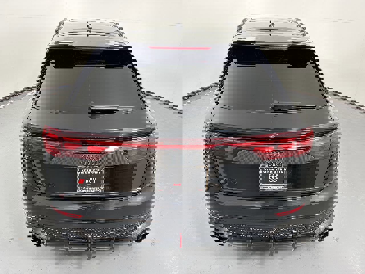 Certified 2025 Audi RS Q8 performance w/ Matte Carbon Package AWD/4WD image 34