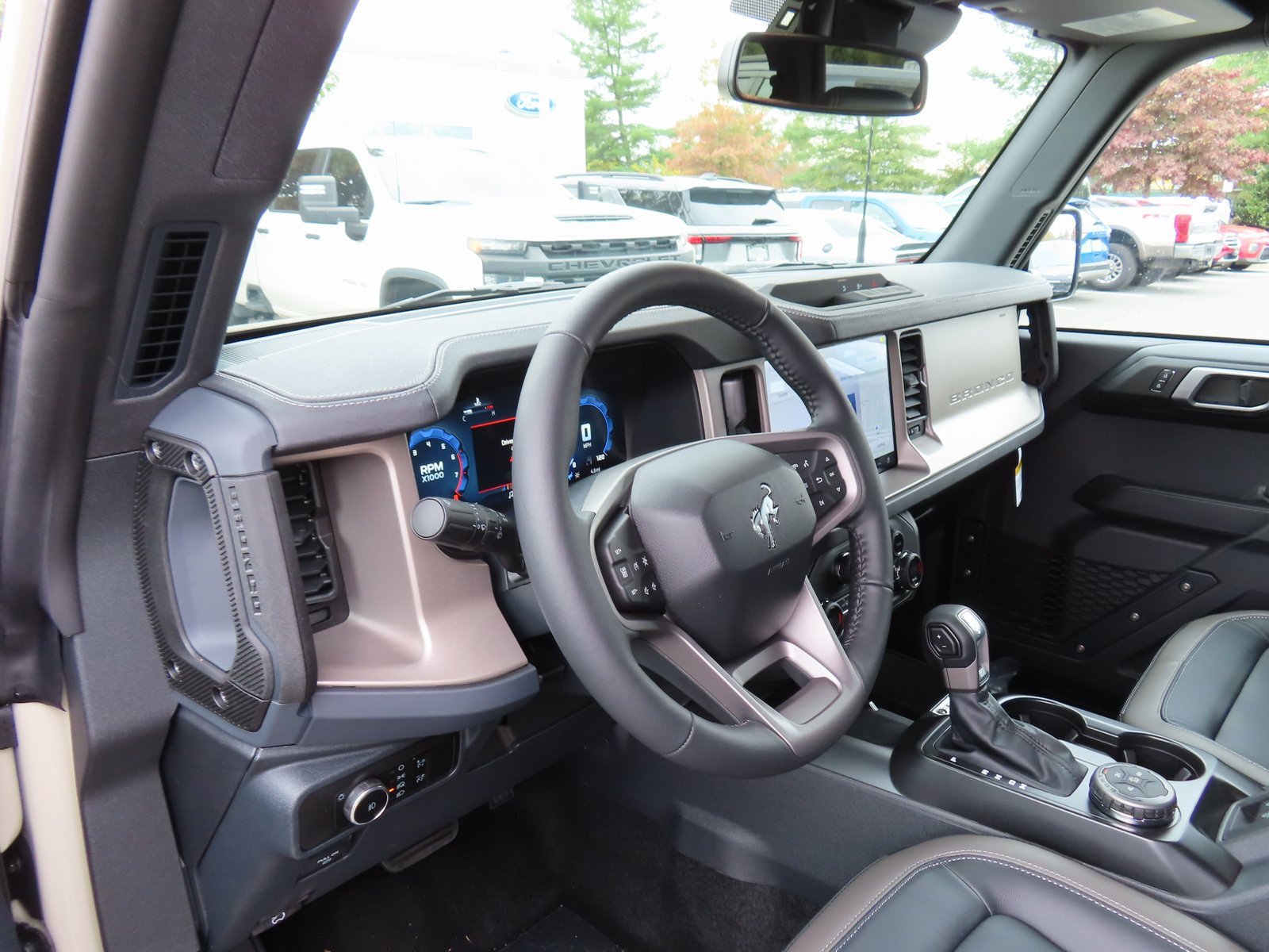 New 2025 Ford Bronco Outer Banks image 10