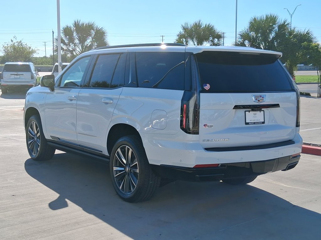 New 2027 Cadillac Escalade Sport w/ LPO, Floor Liner Package RWD image 4