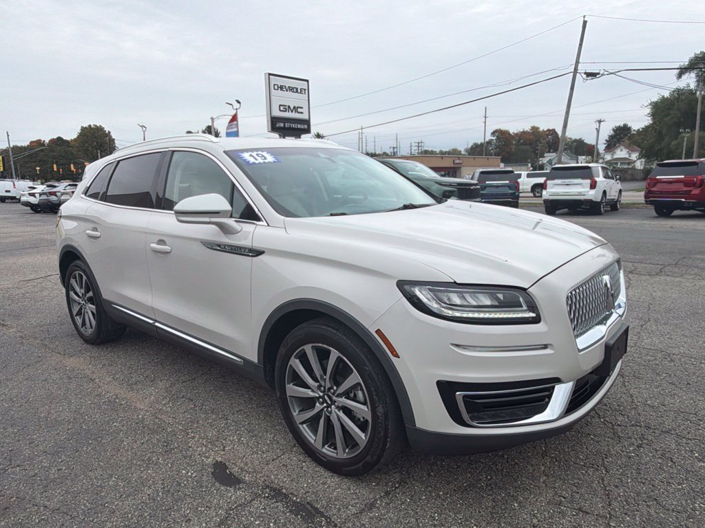 Used 2019 Lincoln Nautilus Select FWD image 1