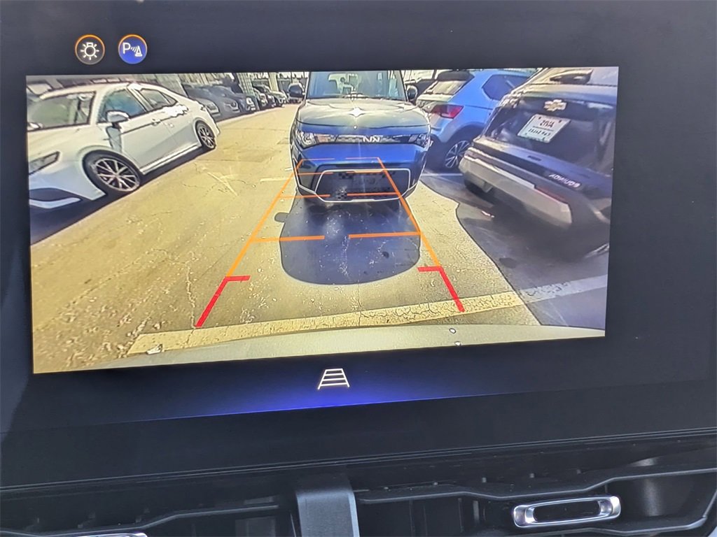 Used 2025 Chevrolet Equinox LT image 14