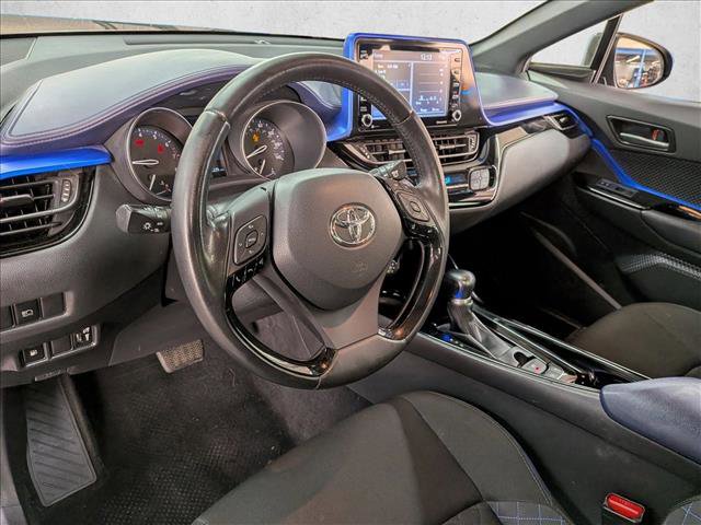 Used 2021 Toyota C-HR XLE FWD image 14