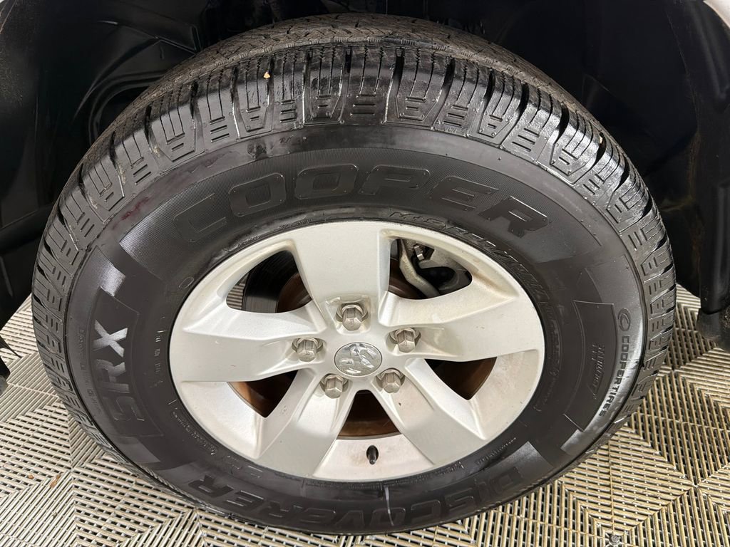 Used 2015 RAM 1500 Tradesman w/ Power & Remote Entry Group image 11