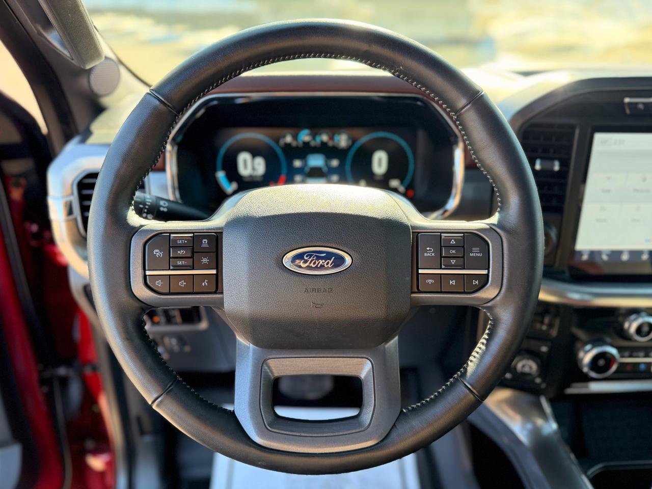 Used 2023 Ford F150 Lariat w/ Equipment Group 502A High image 16