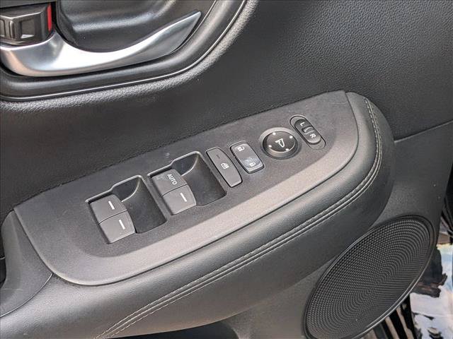 Used 2026 Honda HR-V LX image 11
