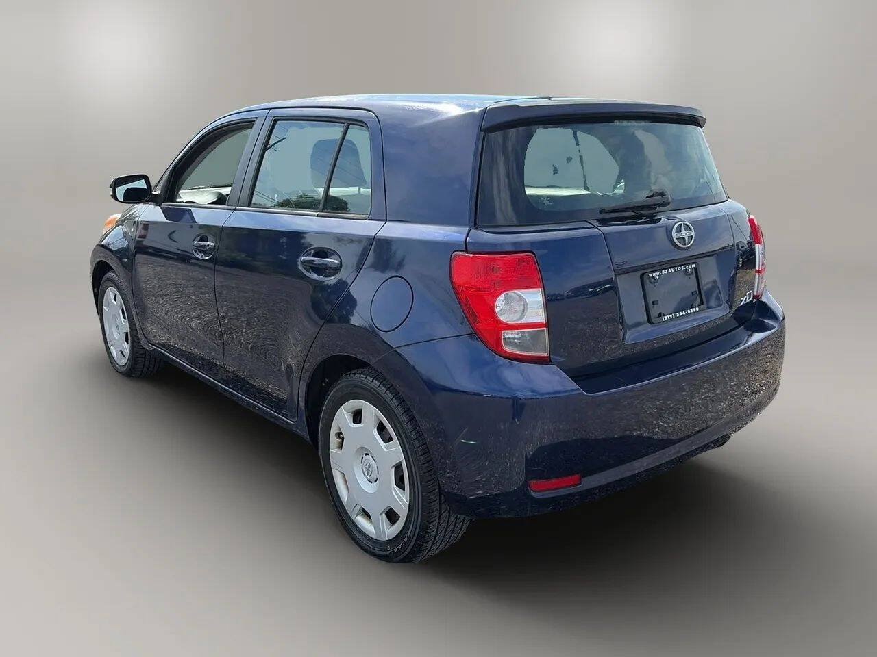 Used 2010 Scion xD FWD image 5