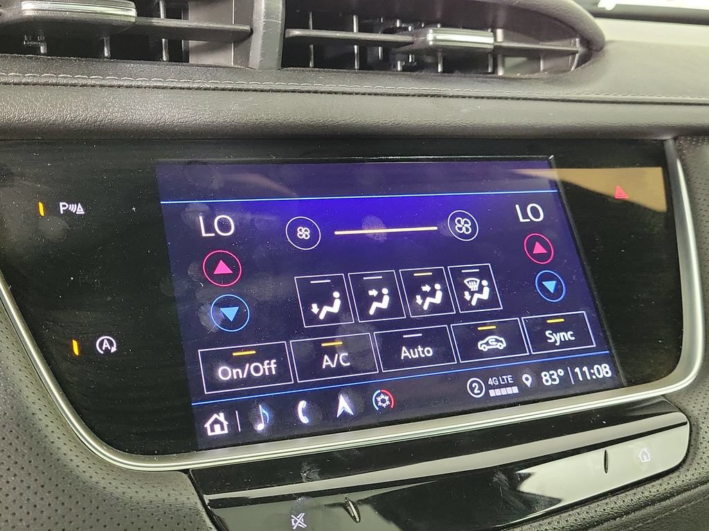 Certified 2024 Cadillac XT5 Premium Luxury w/ LPO, Floor Liner Package AWD/4WD image 27