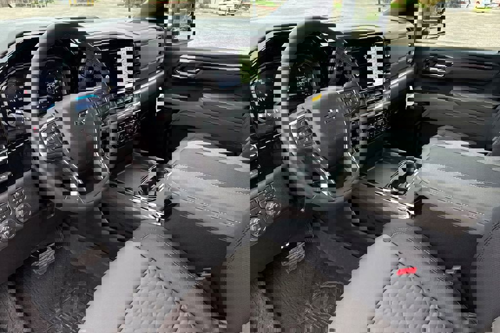 New 2026 Chevrolet Silverado 2500 ZR2 w/ LPO, Dark Essentials Package image 10