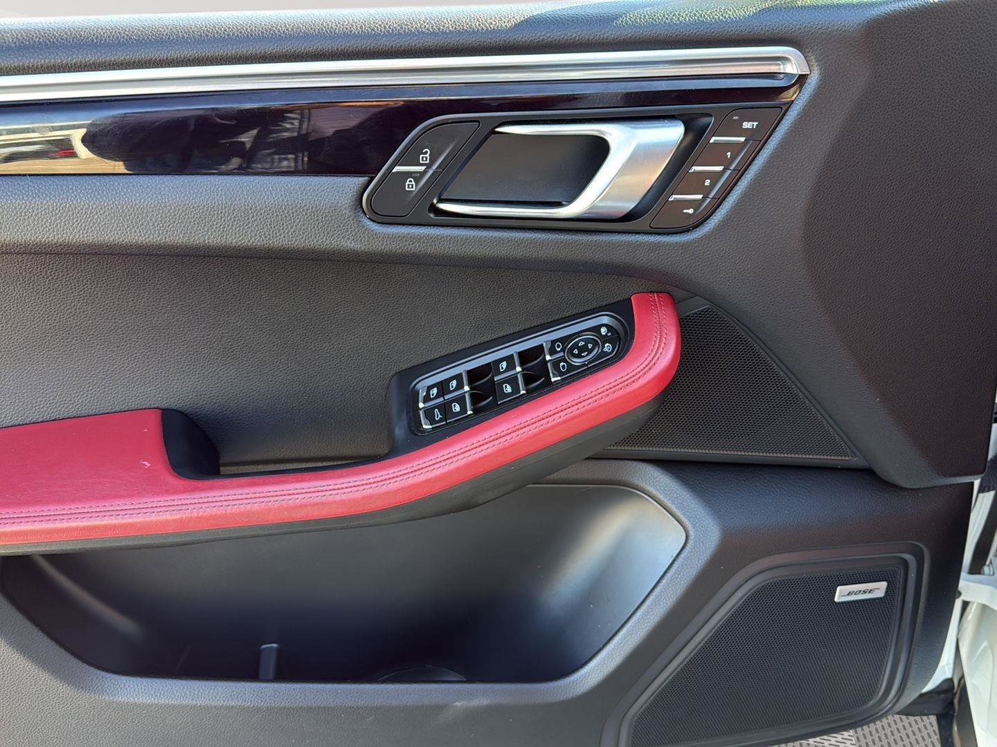 Used 2020 Porsche Macan image 10