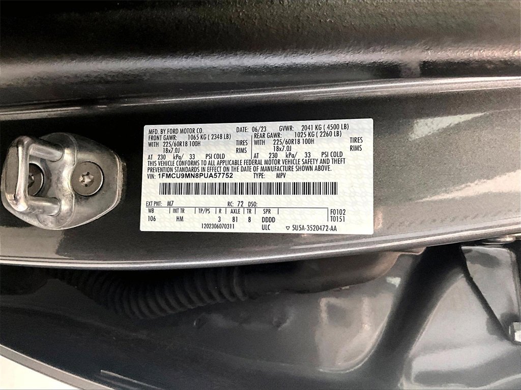 Used 2023 Ford Escape ST-Line image 34