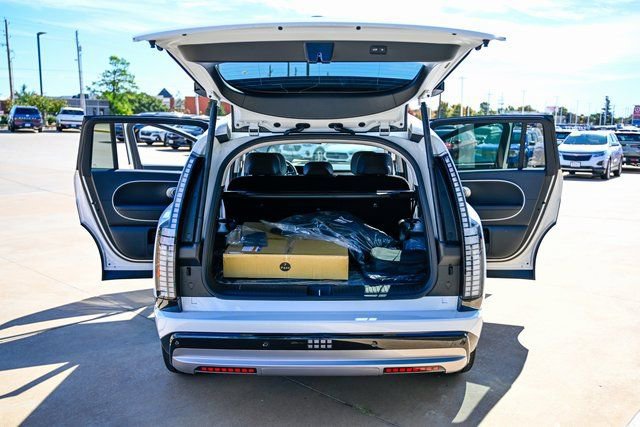 New 2026 Hyundai Ioniq 9 SEL image 17