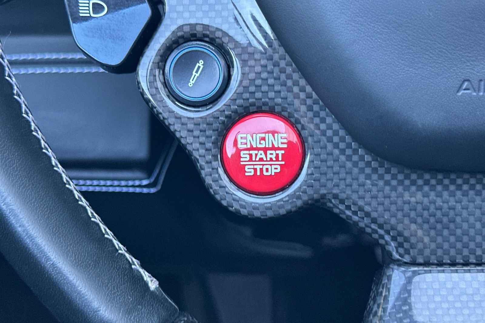 Used 2019 Ferrari 488 Spider RWD image 28