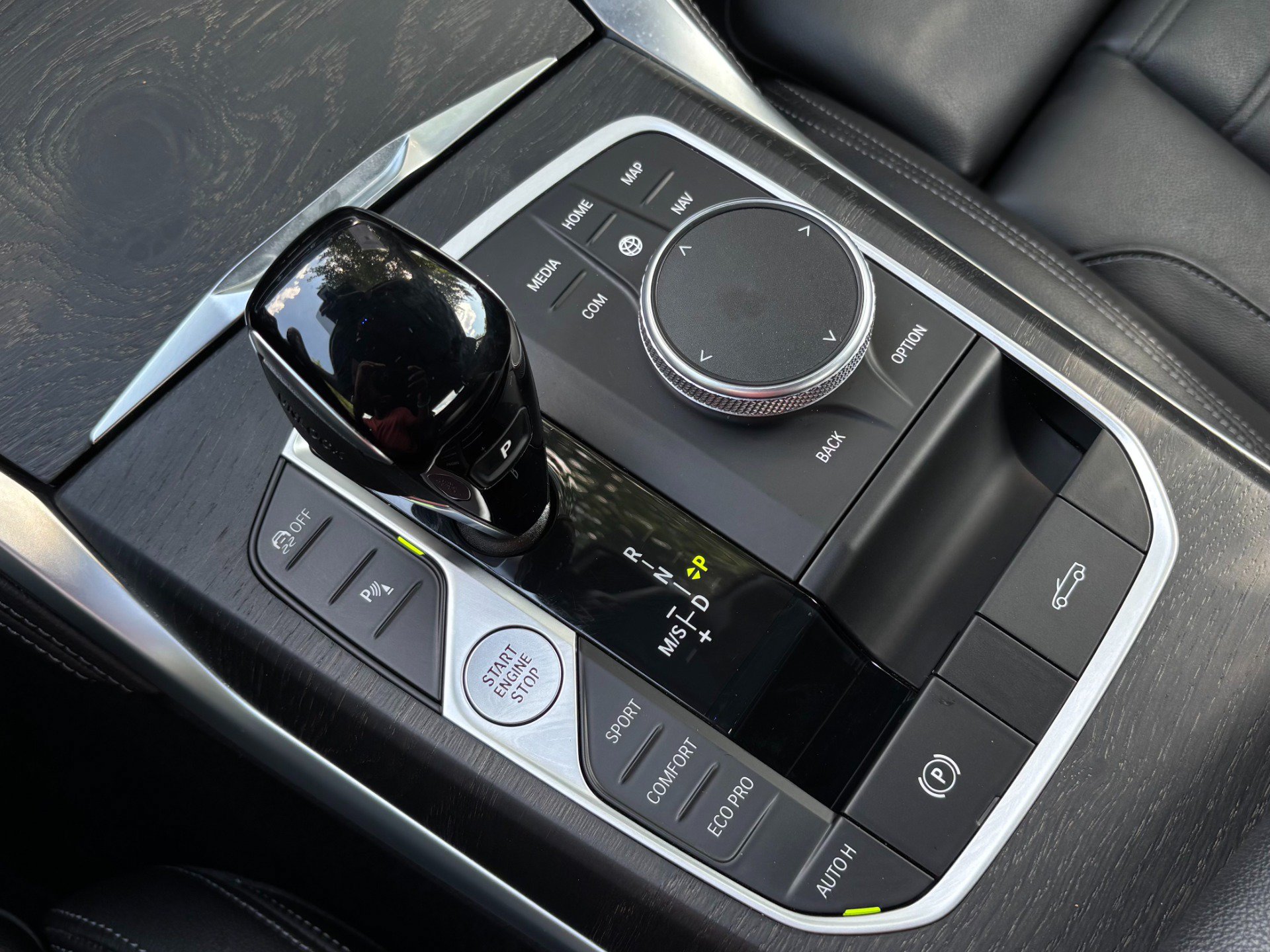Used 2022 BMW M440i Convertible RWD image 41