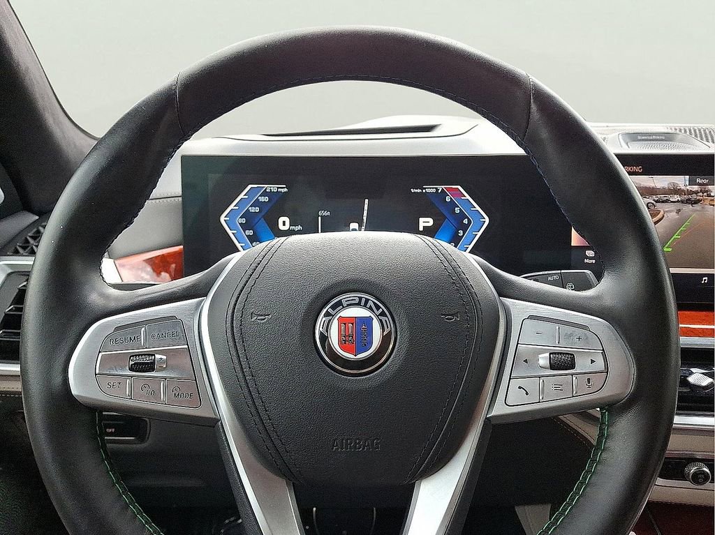 Used 2024 BMW ALPINA XB7 image 22