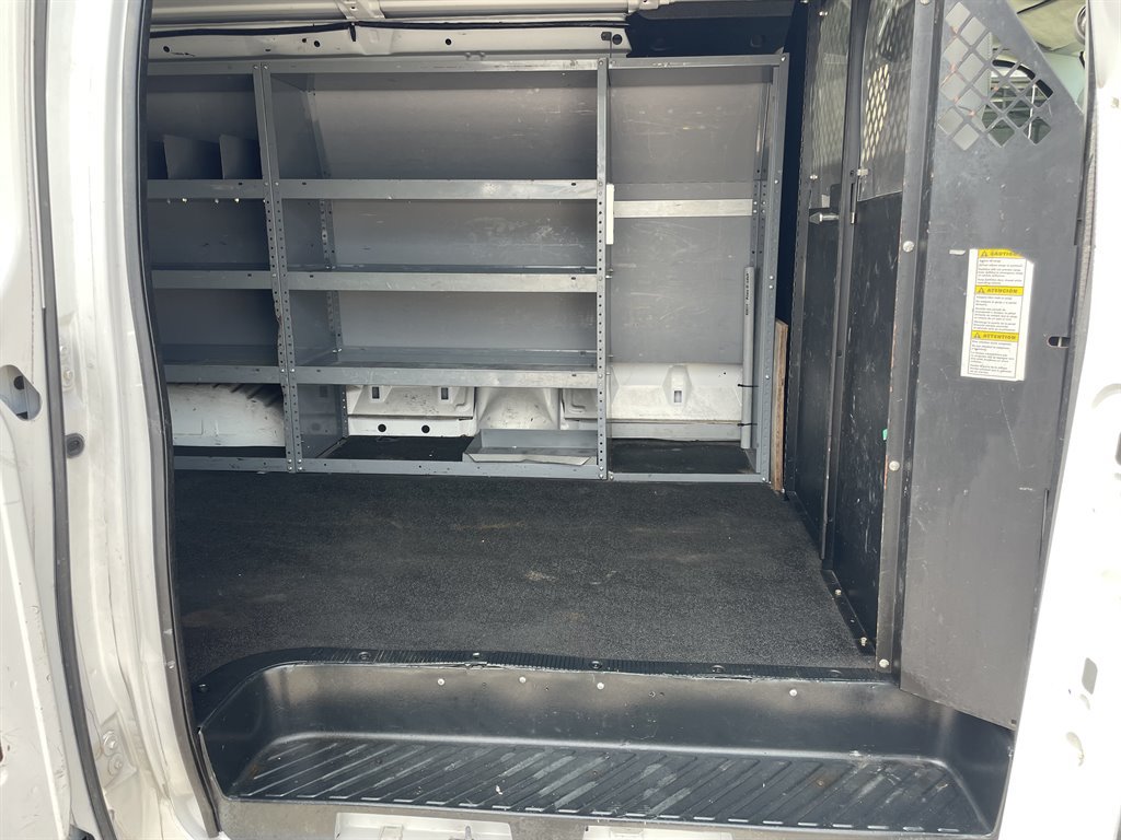 Used 2009 Ford E-250 and Econoline 250 Extended RWD image 33