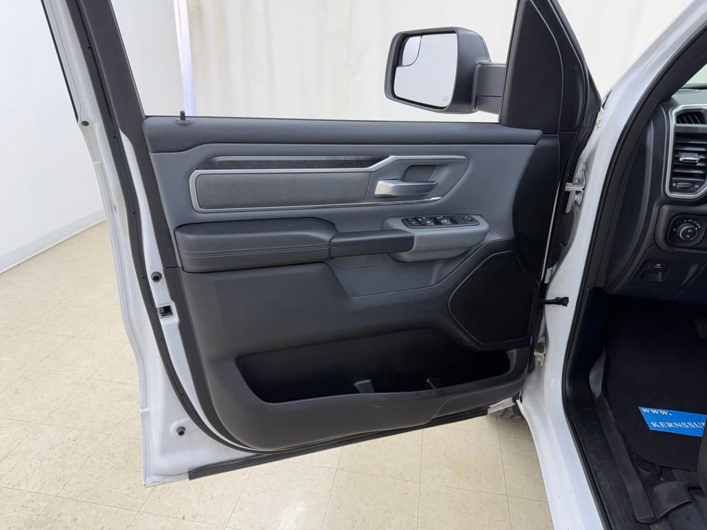 Used 2022 RAM 1500 Big Horn AWD/4WD image 15