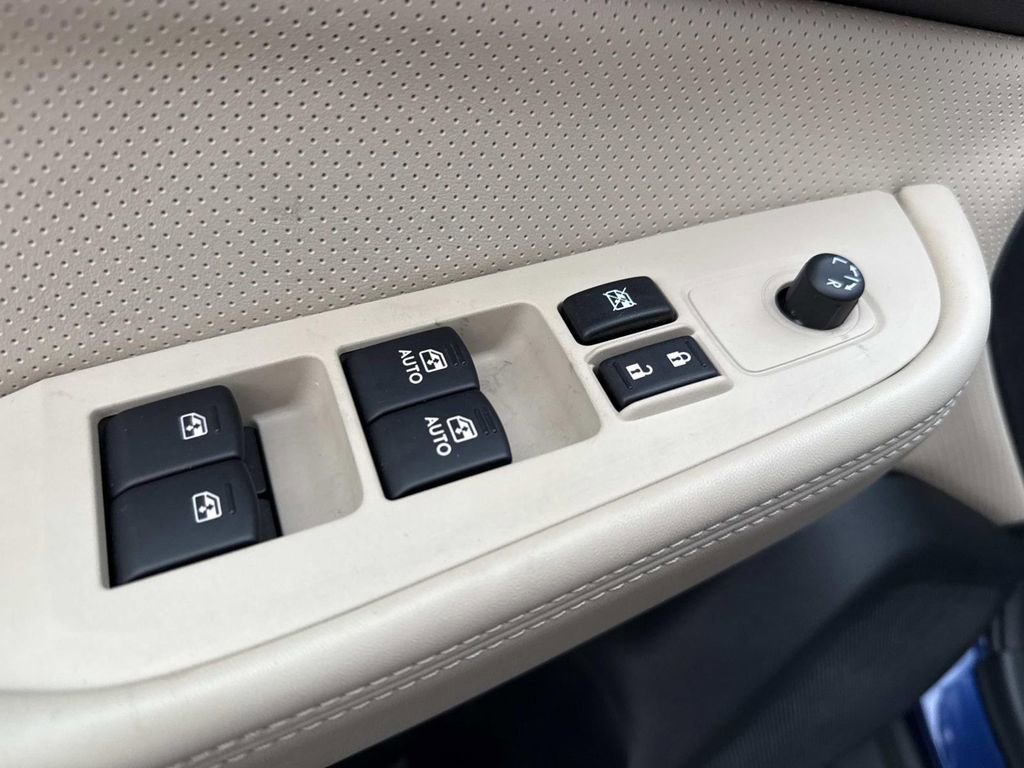 Used 2016 Subaru Outback 3.6R Limited image 22