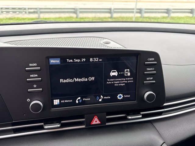 New 2026 Hyundai Elantra SE FWD image 8