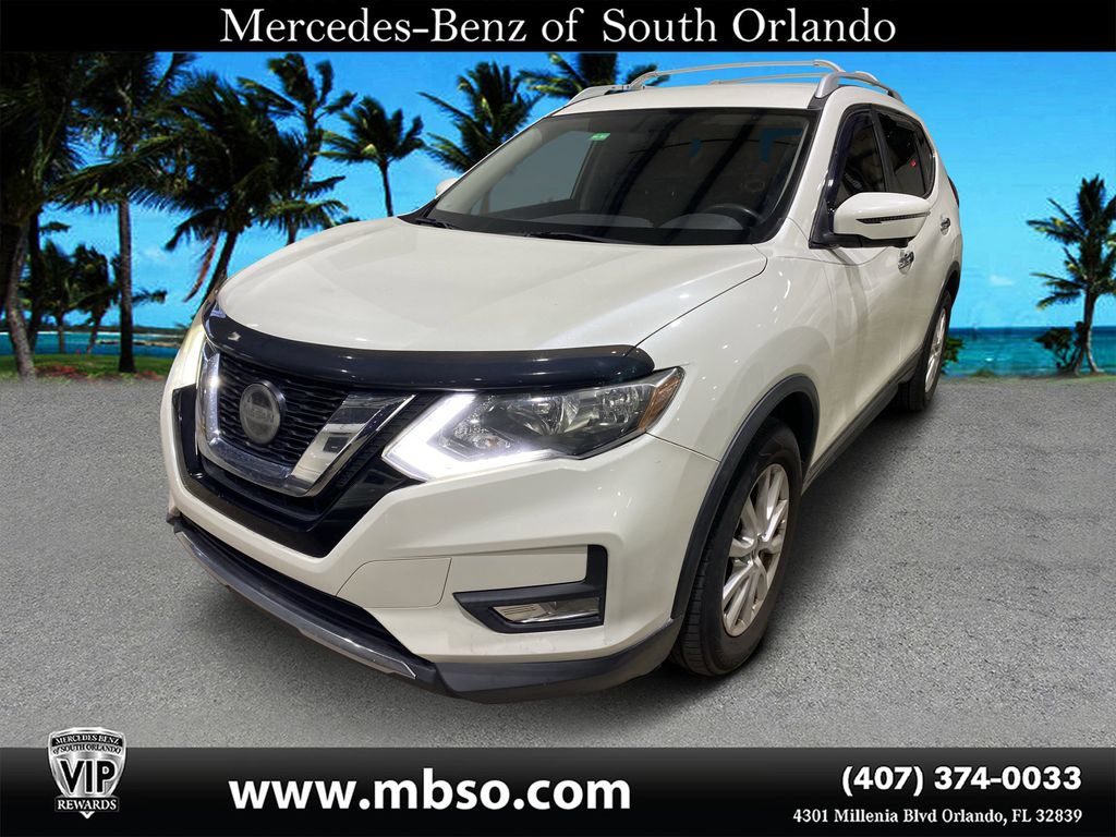 Used 2018 Nissan Rogue SV w/ Premium Package FWD image 17
