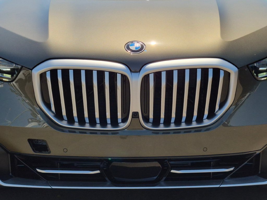 New 2026 BMW X5 sDrive40i w/ Climate Comfort Package RWD image 37