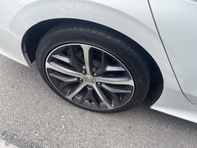 Used 2023 Honda Civic Touring image 7