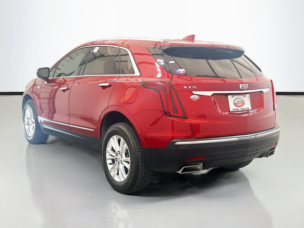 Used 2023 Cadillac XT5 Luxury w/ LPO, Floor Liner Package FWD image 6