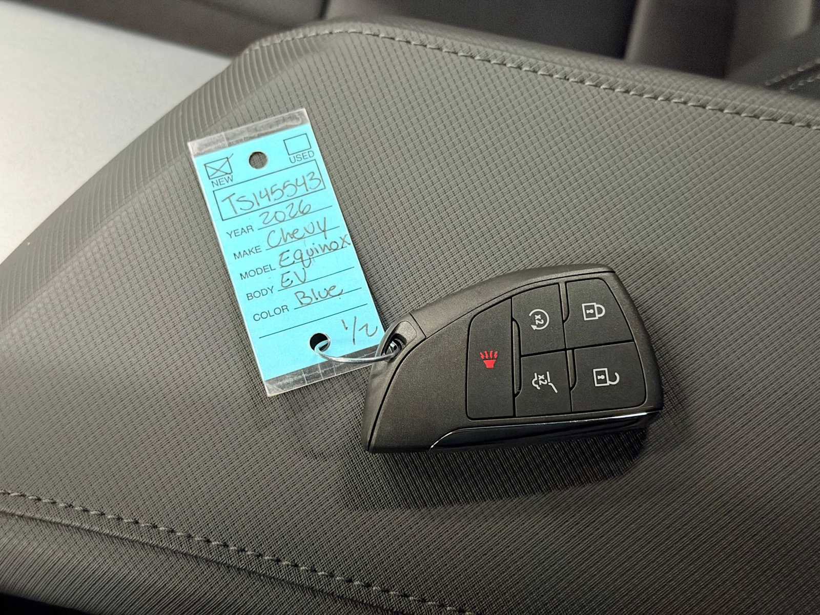 New 2026 Chevrolet Equinox EV RS image 35