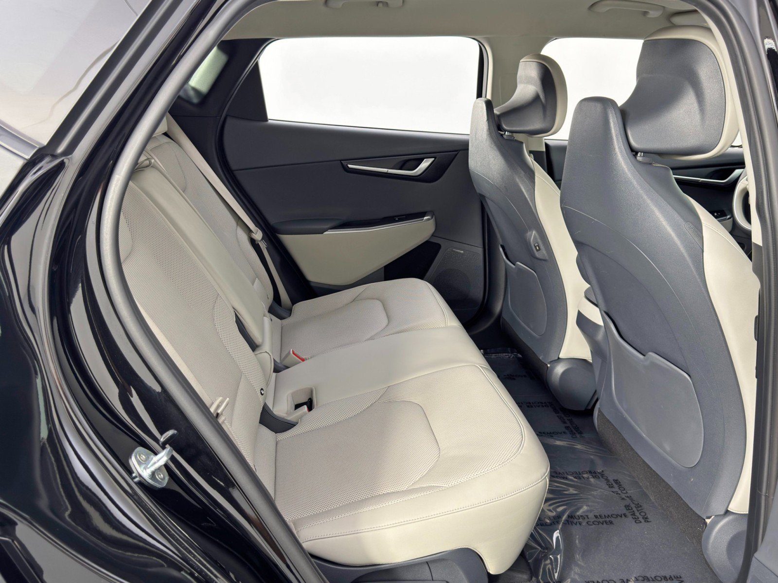 Used 2022 Kia EV6 Wind image 36