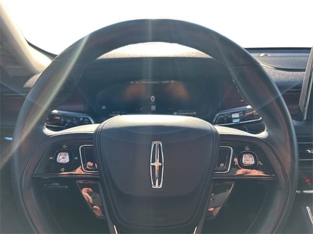 Certified 2023 Lincoln Aviator Reserve w/ Equipment Group 201A image 11