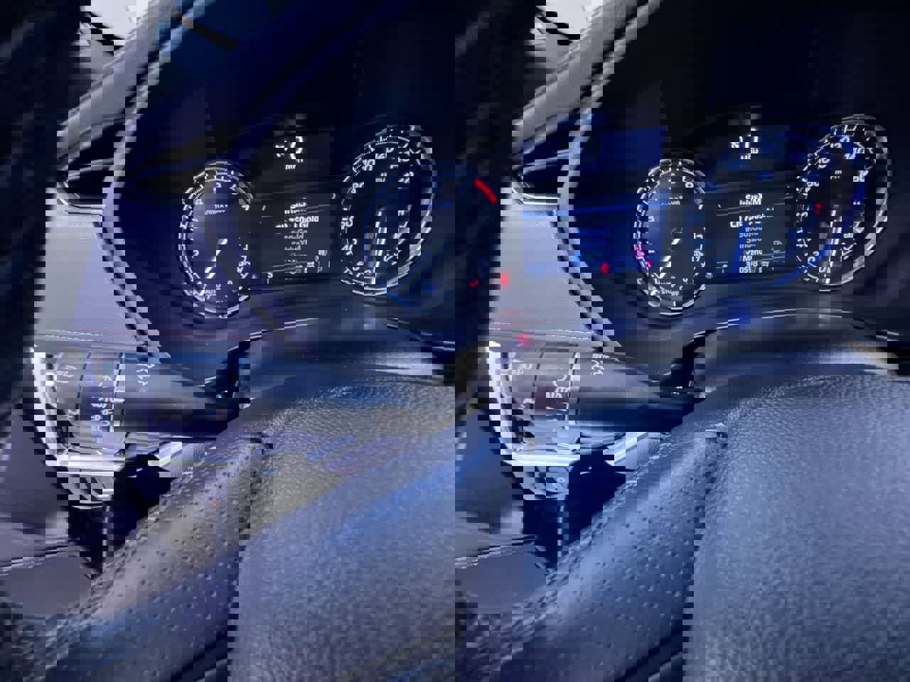 Used 2023 Cadillac XT4 Sport AWD/4WD image 18