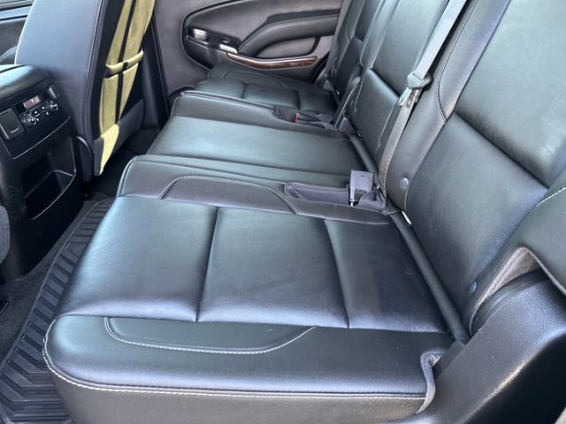 Used 2018 Chevrolet Tahoe LT w/ Luxury Package RWD image 24