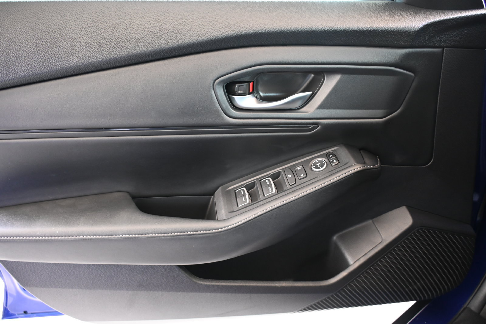 Used 2024 Honda Accord Sport image 12