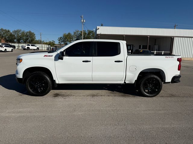 Used 2024 Chevrolet Silverado 1500 LT Trail Boss w/ Convenience Package II image 3