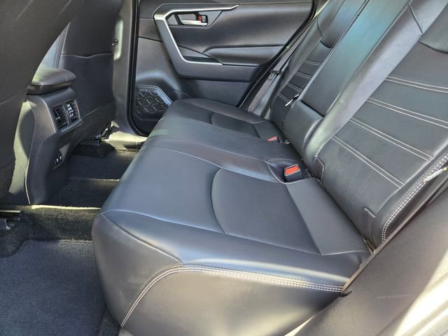Used 2019 Toyota RAV4 XLE Premium w/ Carpet Mat Package image 11
