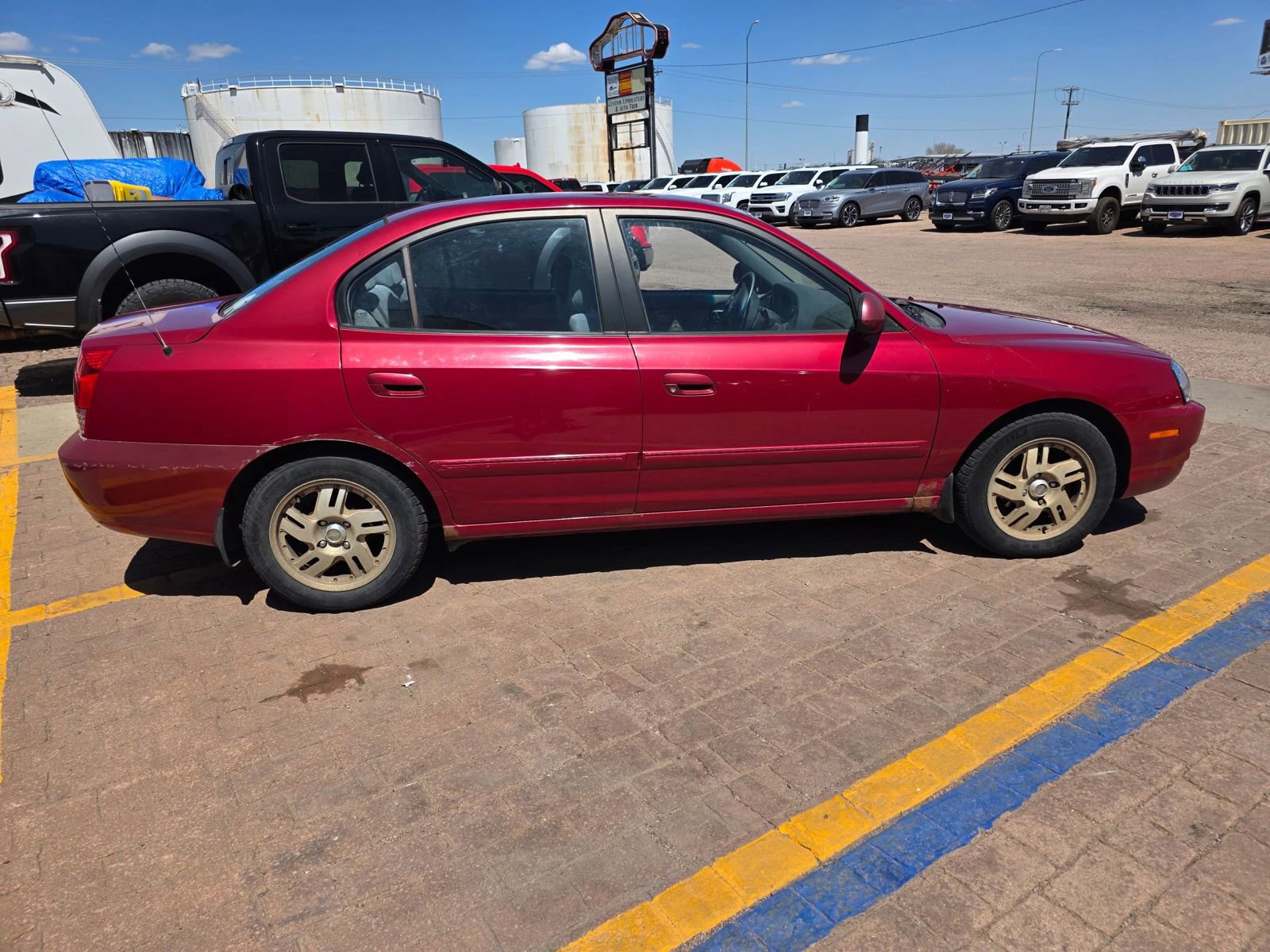 Used 2005 Hyundai Elantra GLS FWD image 4