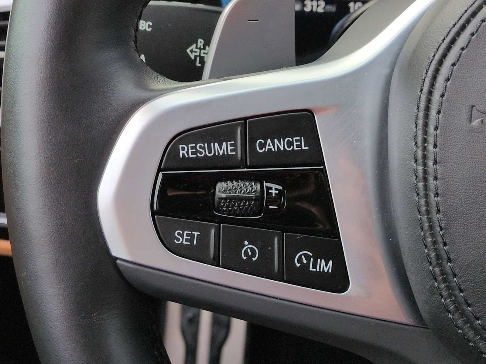 Used 2022 BMW 530i xDrive w/ M Sport Package AWD/4WD image 24