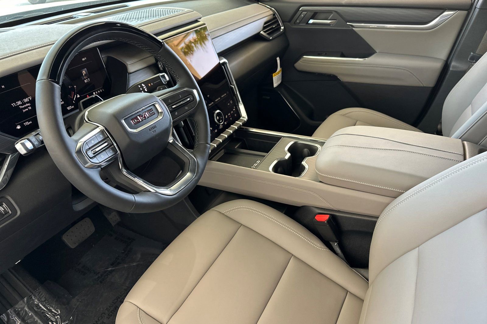 New 2025 GMC Acadia Elevation w/ Super Cruise Package image 11
