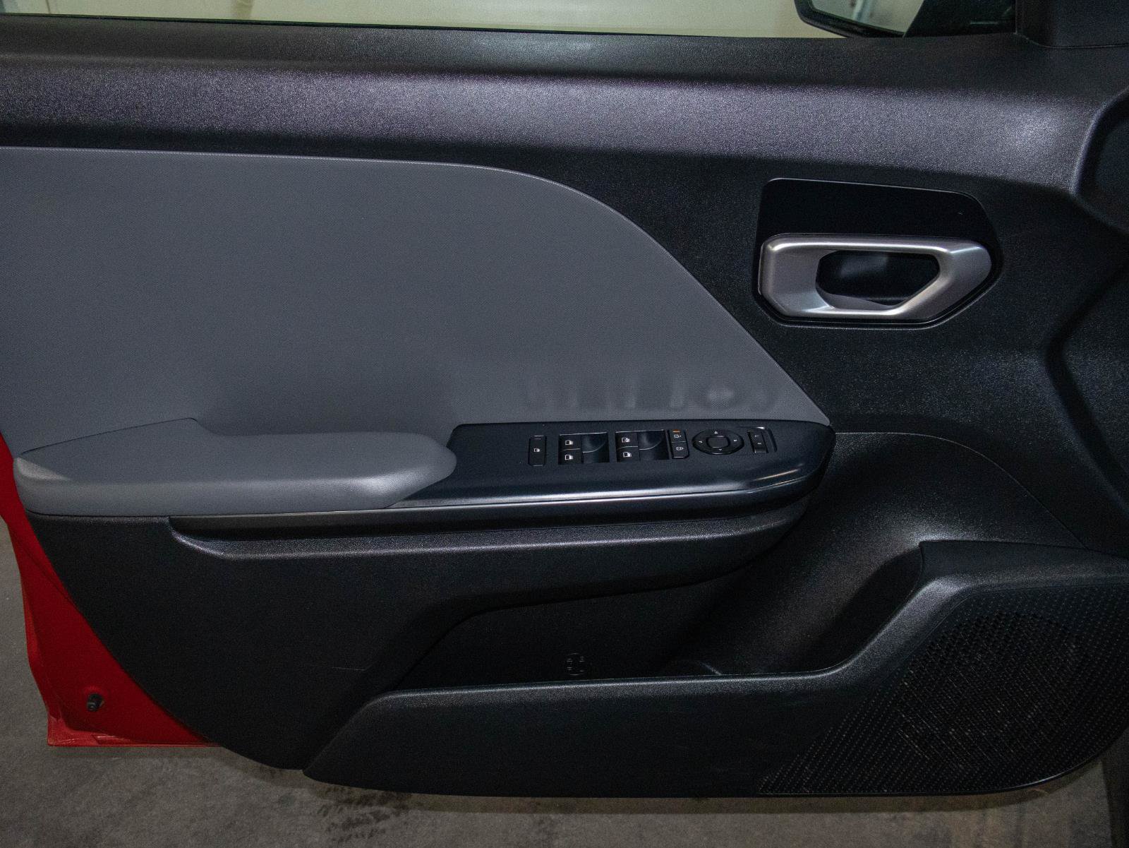 Used 2025 Kia K4 FWD image 10