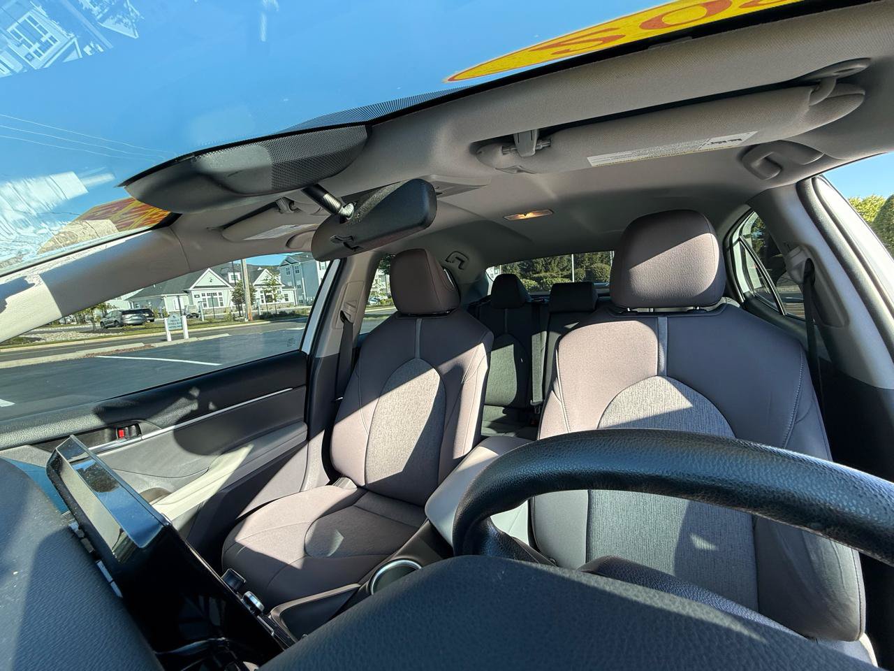 Used 2021 Toyota Camry LE FWD image 9