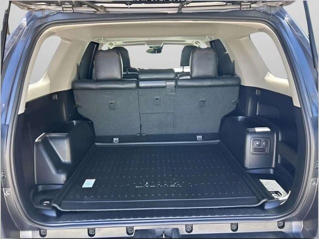 Used 2021 Toyota 4Runner TRD Off-Road Premium w/ Moonroof Package AWD/4WD image 8