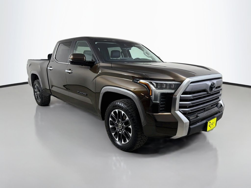 Used 2024 Toyota Tundra Limited AWD/4WD image 4