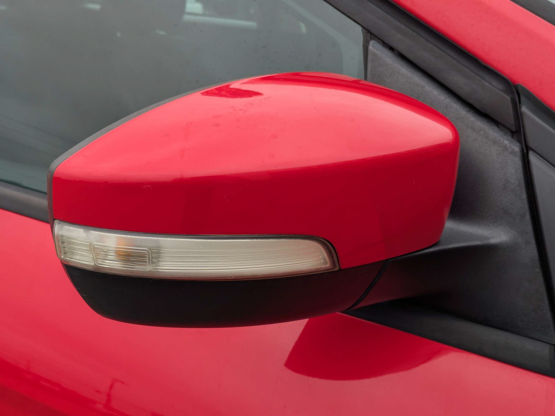 Used 2015 Ford Focus SE FWD image 12