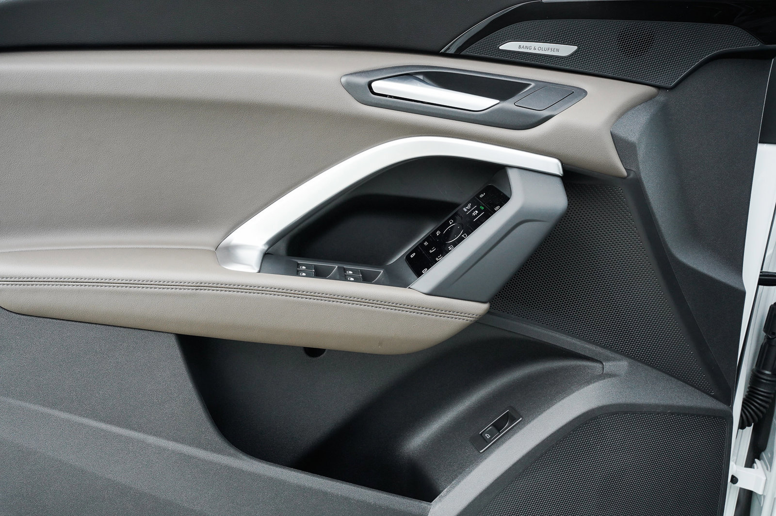 New 2025 Audi Q5 Premium Plus image 21