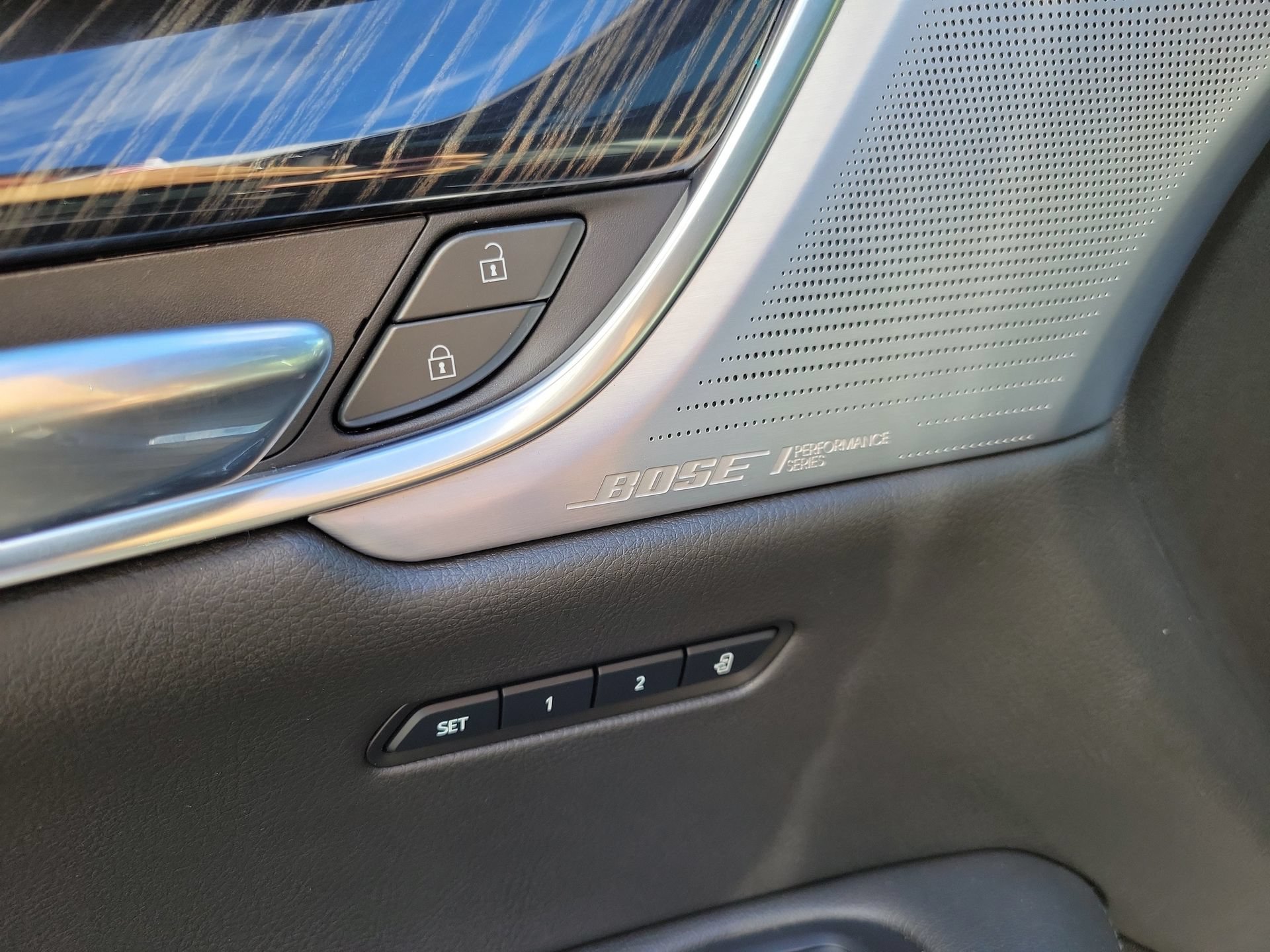 Used 2024 Cadillac XT6 Premium Luxury FWD image 26