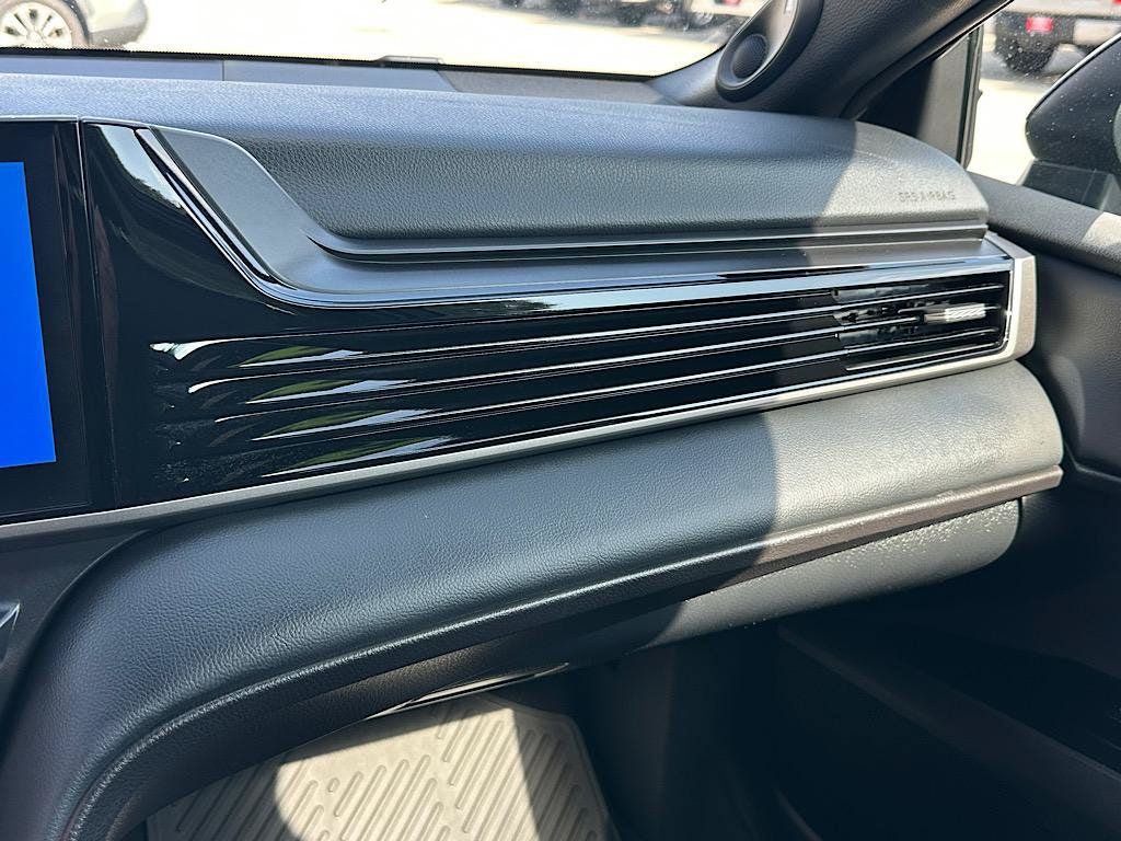 Certified 2025 Toyota Camry XSE w/ Premium Plus Package FWD image 28