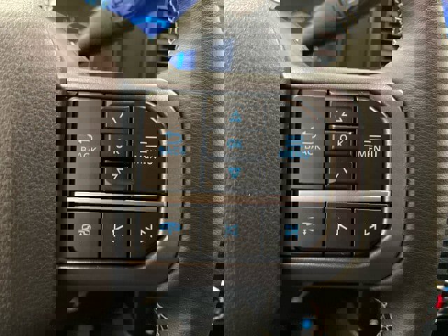 New 2026 Ford F350 Lariat w/ FX4 Off-Road Package image 21