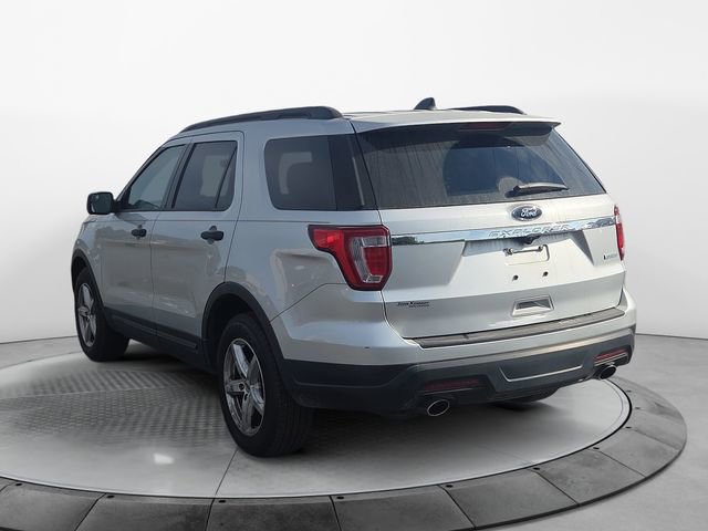 Used 2018 Ford Explorer FWD image 3