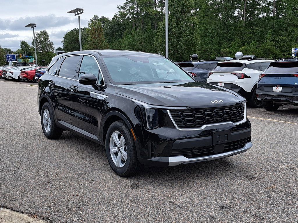 New 2026 Kia Sorento LX image 3